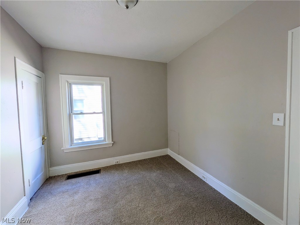11302 Parkview Avenue Cleveland OH 44104