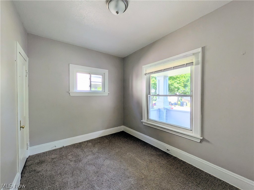 11302 Parkview Avenue Cleveland OH 44104