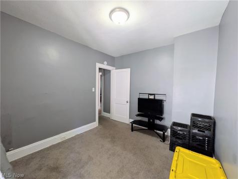 11302 Parkview Avenue Cleveland OH 44104