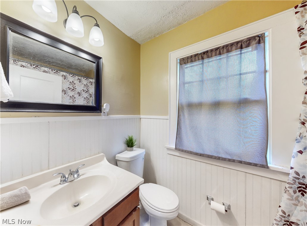 17615 Winslow Road Shaker Heights OH 44120