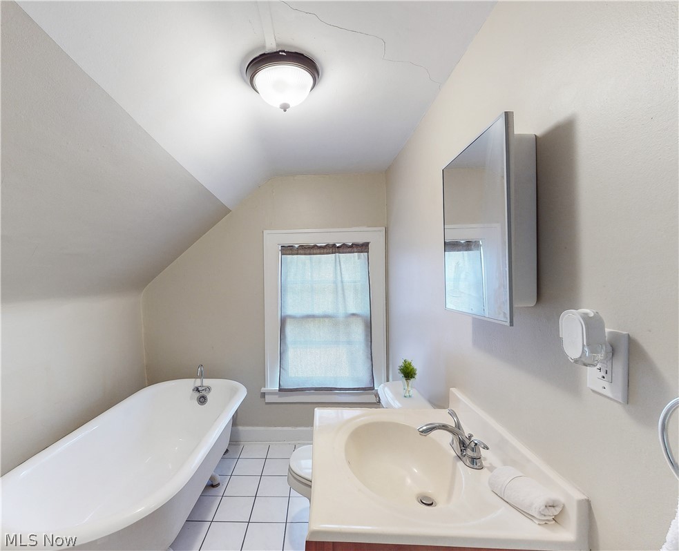 17615 Winslow Road Shaker Heights OH 44120