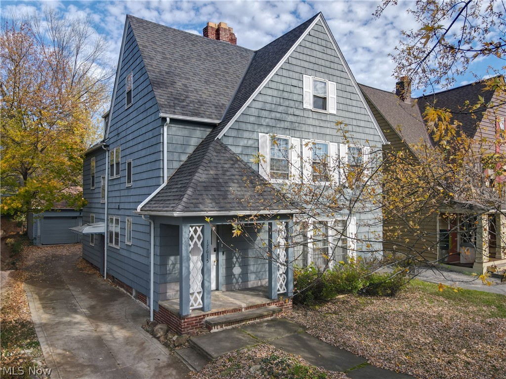 17615 Winslow Road Shaker Heights OH 44120