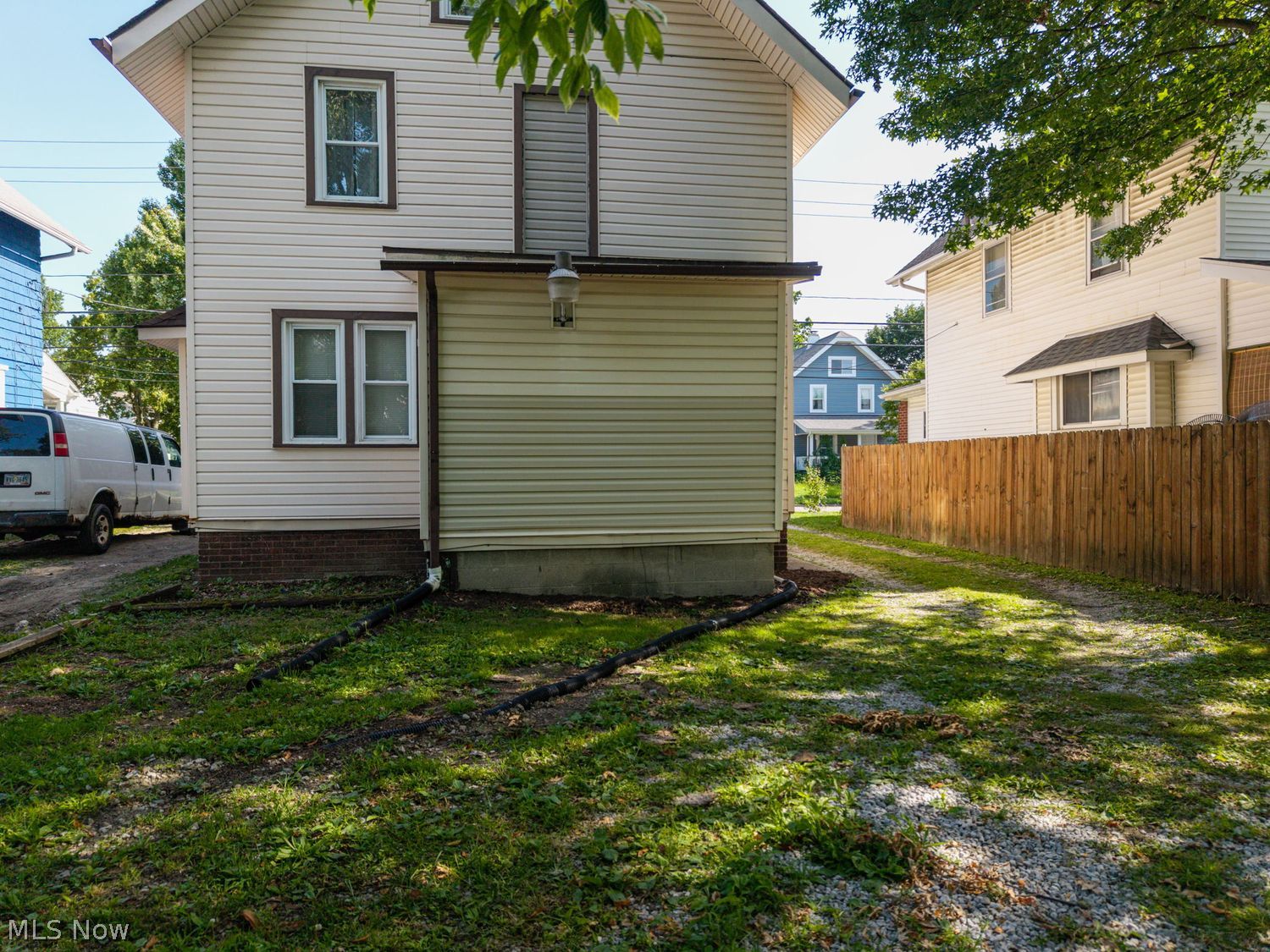 449 Cole Avenue Akron OH 44301