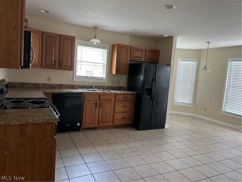 4591 Churchill Road Youngstown OH 44505