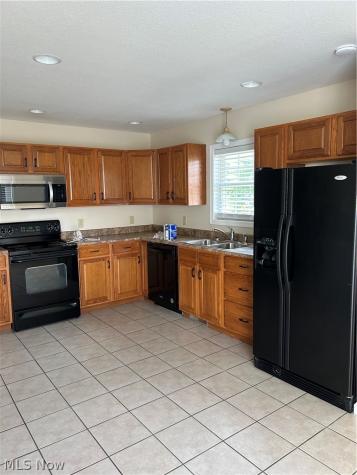 4591 Churchill Road Youngstown OH 44505