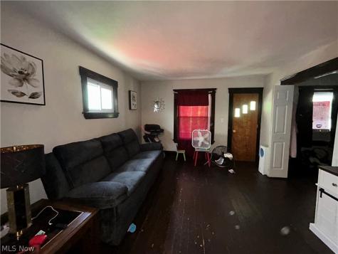 3946 Woodbridge Avenue Cleveland OH 44109