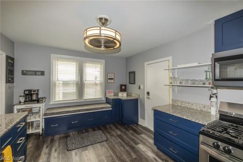 1337 W 67th Street Cleveland OH 44102