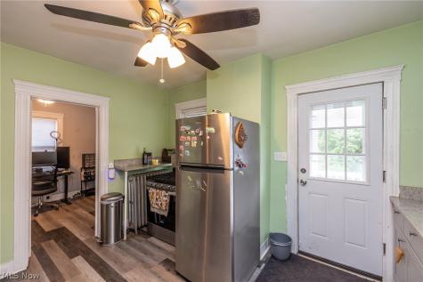 1337 W 67th Street Cleveland OH 44102