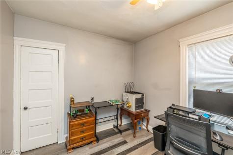 1337 W 67th Street Cleveland OH 44102