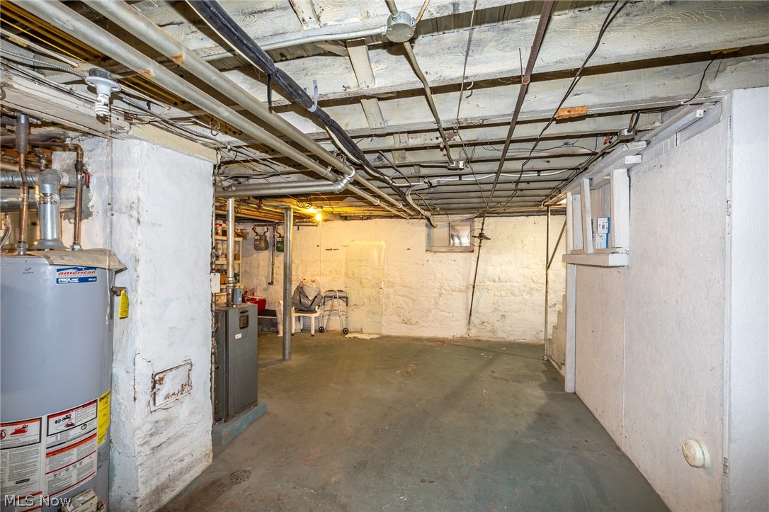 1337 W 67th Street Cleveland OH 44102