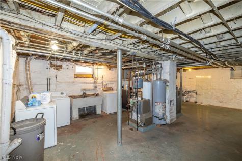 1337 W 67th Street Cleveland OH 44102