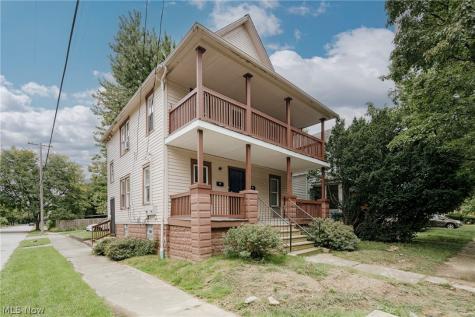 379 E 162nd Street Cleveland OH 44110