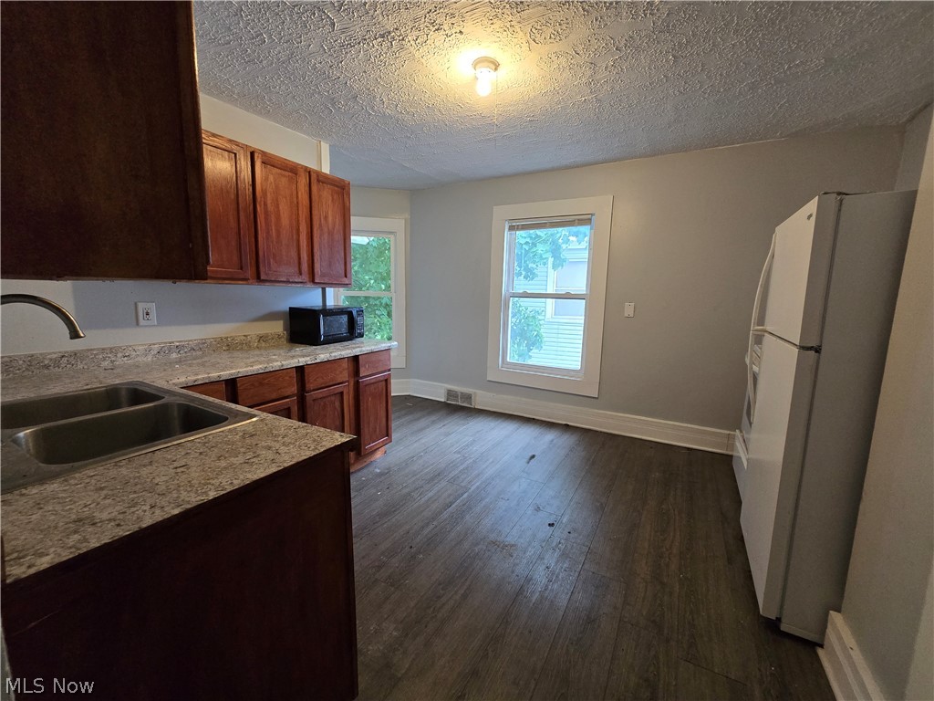 1412 Woodland Avenue NW Canton OH 44703