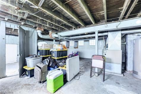 7222 Dearborn Avenue Cleveland OH 44102