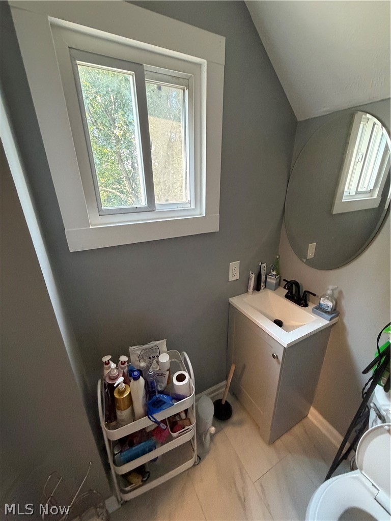 3107 Seymour Avenue Cleveland OH 44113
