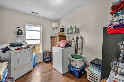 1813 Lexington Avenue Lorain OH 44052