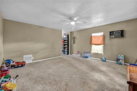 1813 Lexington Avenue Lorain OH 44052