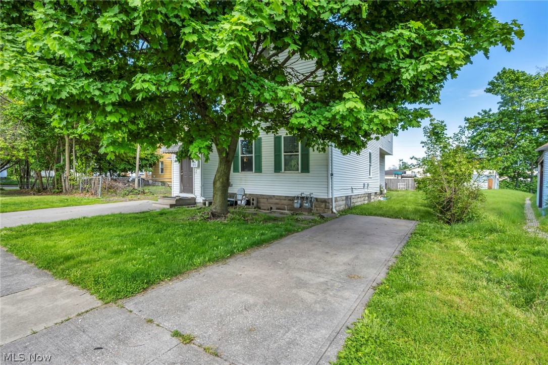 1813 Lexington Avenue Lorain OH 44052