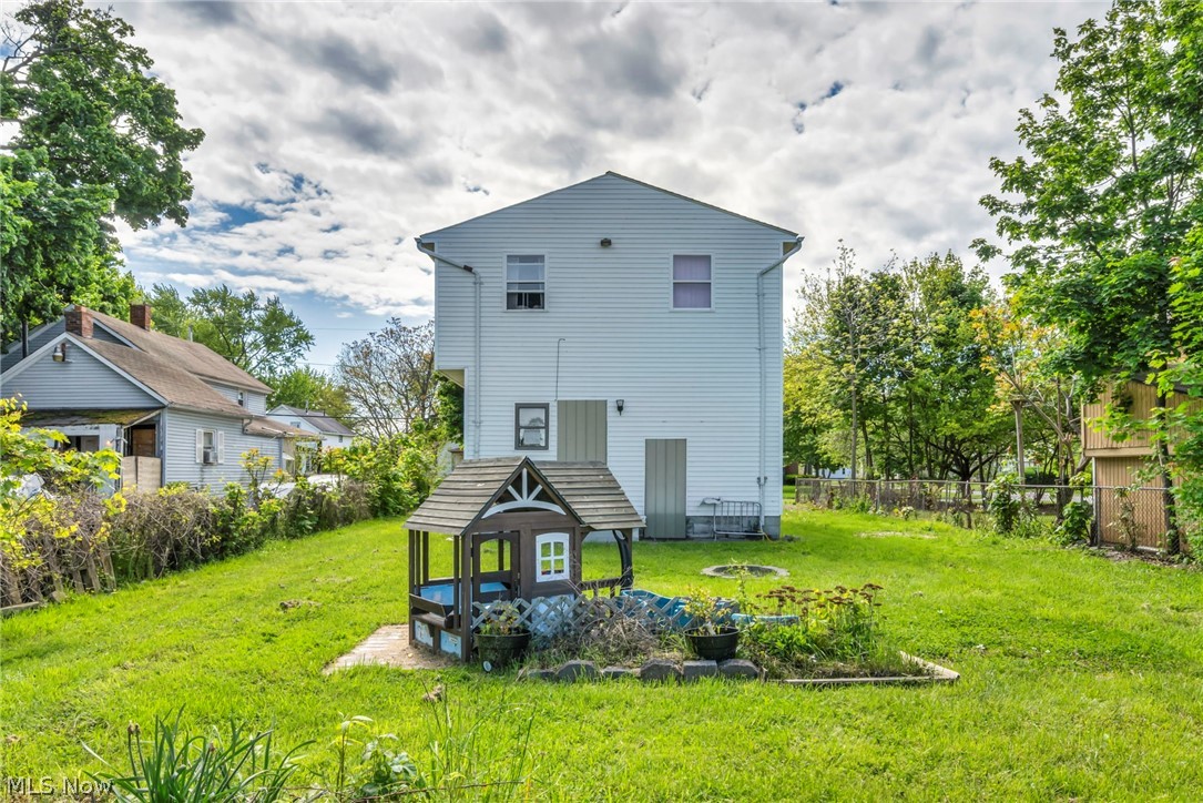 1813 Lexington Avenue Lorain OH 44052