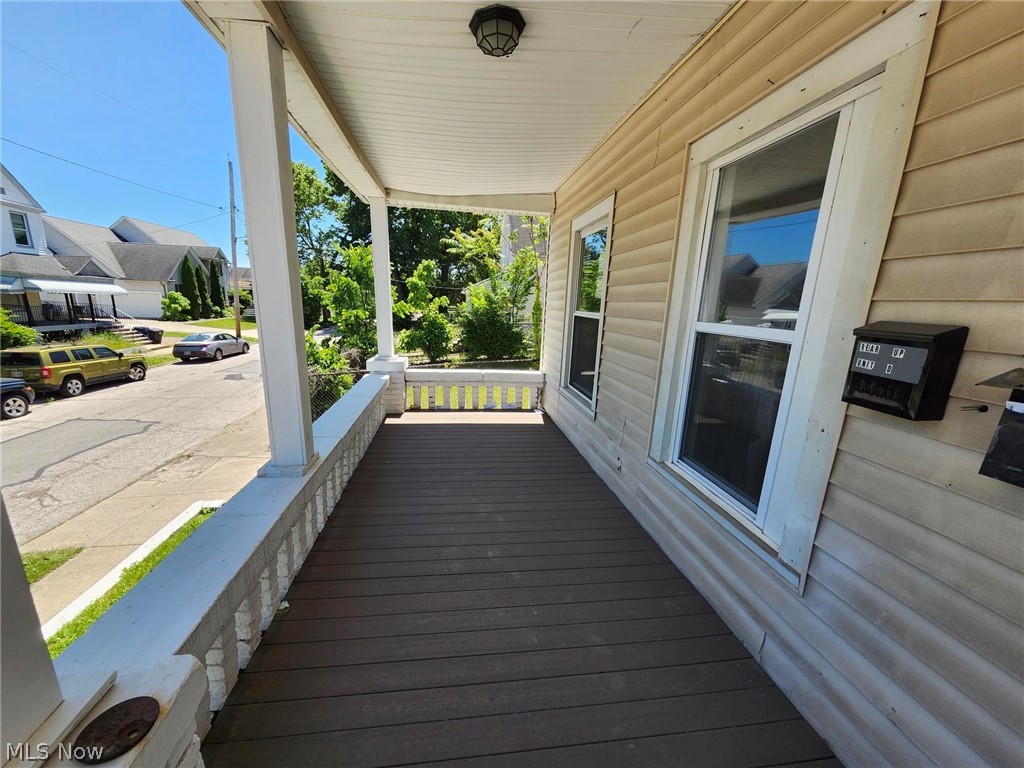 1884 E 81st Street Cleveland OH 44103