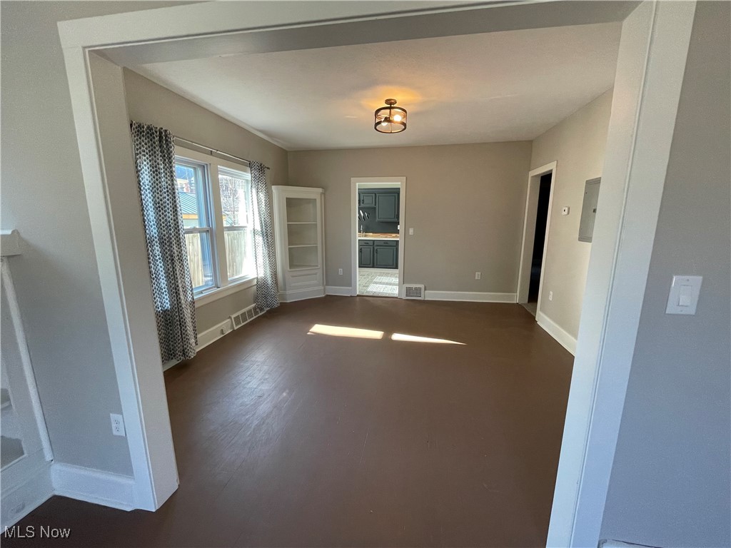 1618 Parkwood Road Lakewood OH 44107