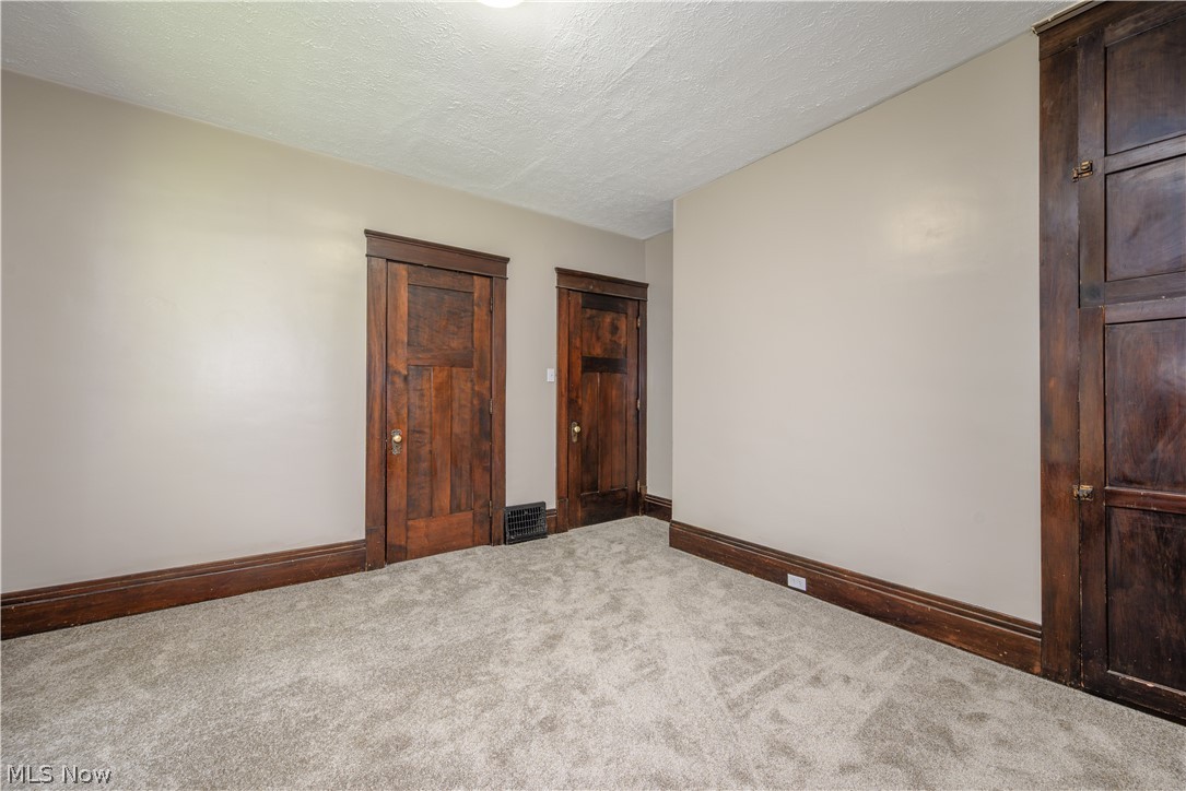 557 Weber Avenue Akron OH 44303