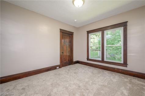 557 Weber Avenue Akron OH 44303