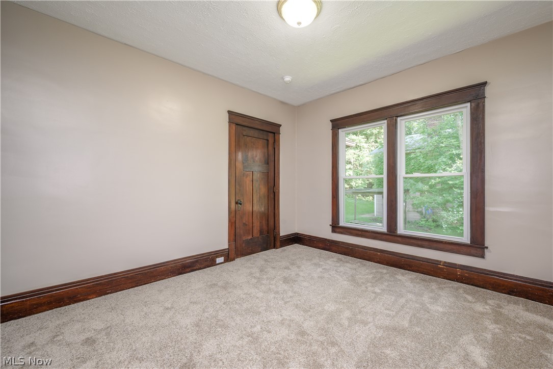 557 Weber Avenue Akron OH 44303