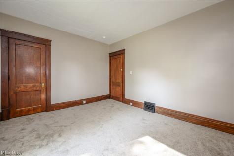 557 Weber Avenue Akron OH 44303
