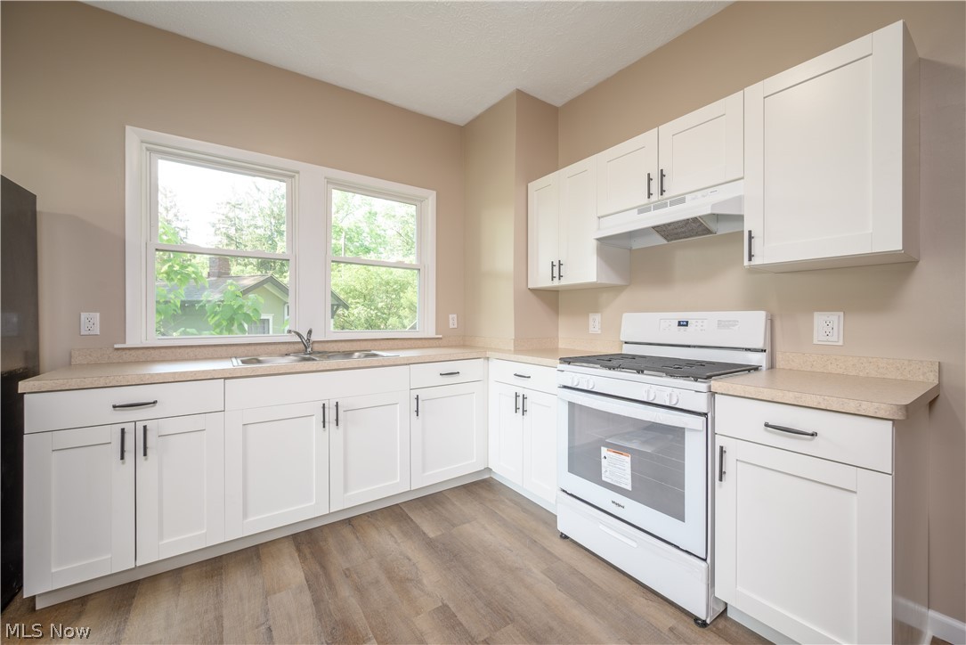 557 Weber Avenue Akron OH 44303