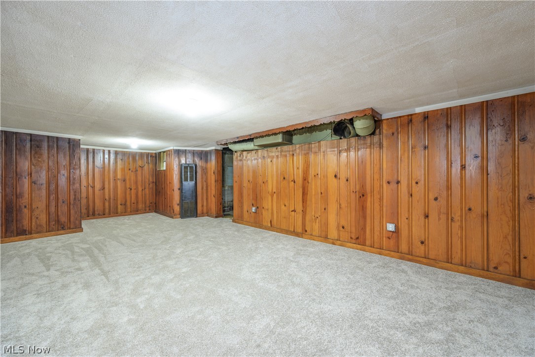 557 Weber Avenue Akron OH 44303