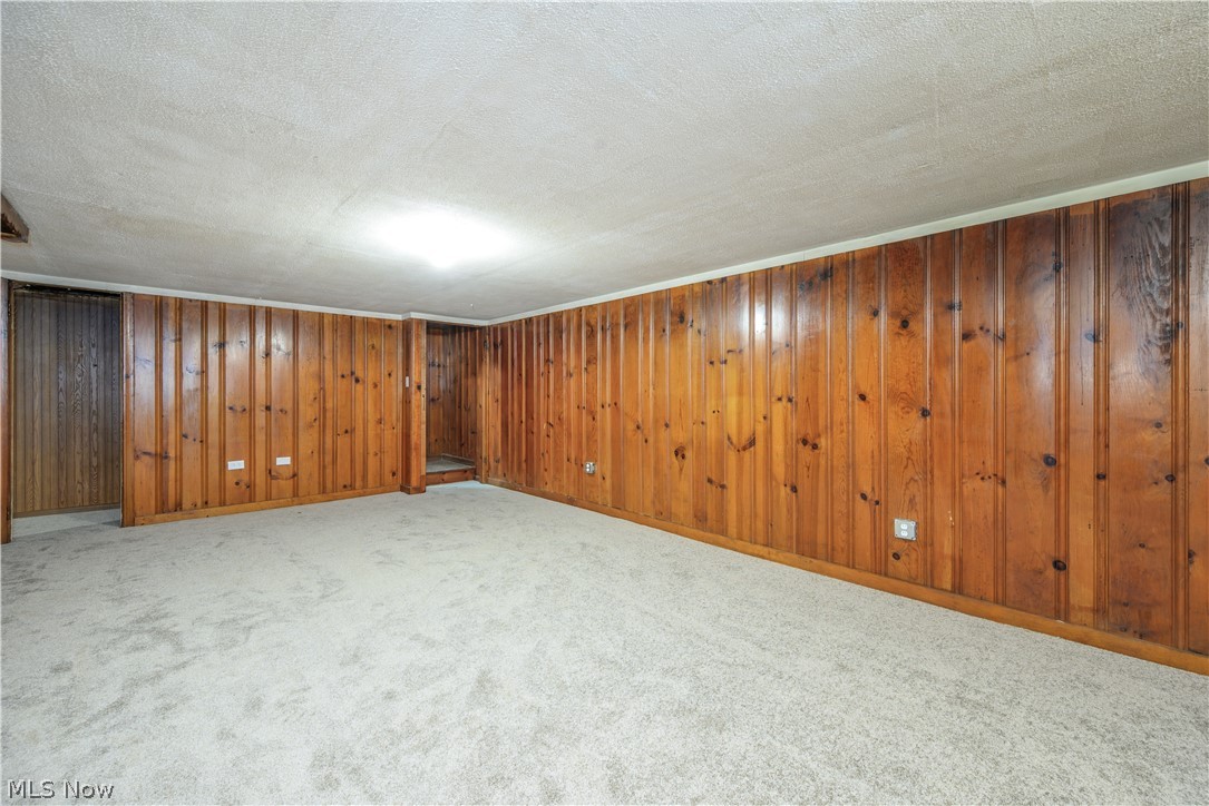 557 Weber Avenue Akron OH 44303