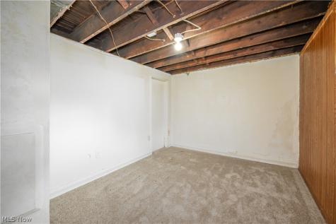 557 Weber Avenue Akron OH 44303