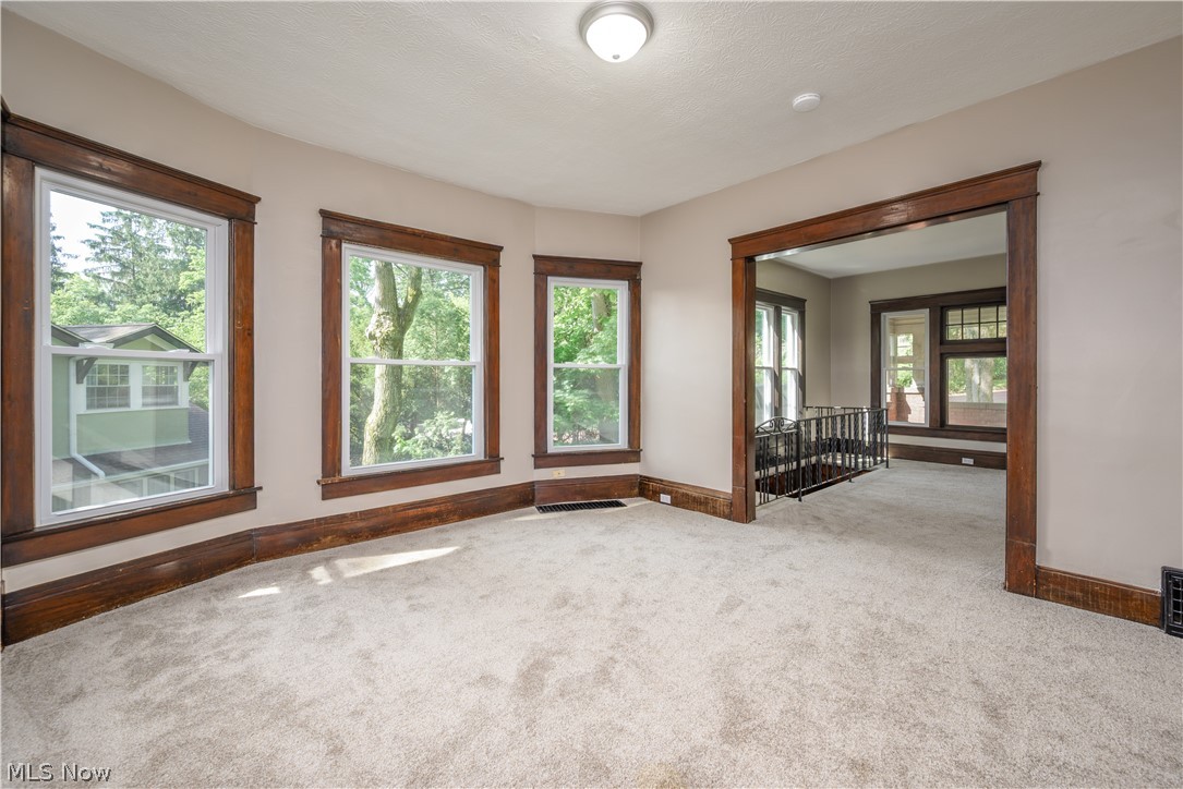 557 Weber Avenue Akron OH 44303