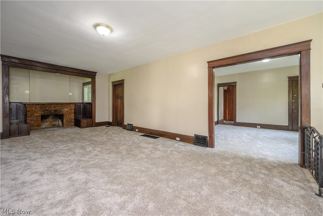 557 Weber Avenue Akron OH 44303