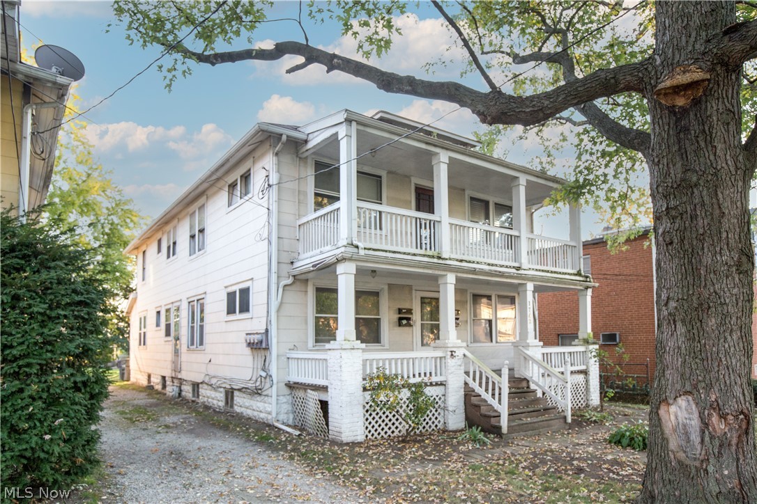 1742 Ford Street Akron OH 44305