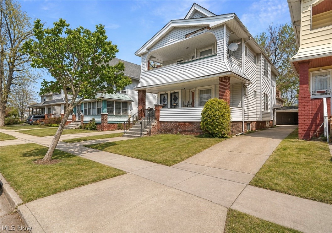 407 E 147th Street Cleveland OH 44110