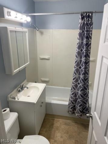 407 E 147th Street Cleveland OH 44110
