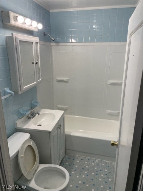 407 E 147th Street Cleveland OH 44110