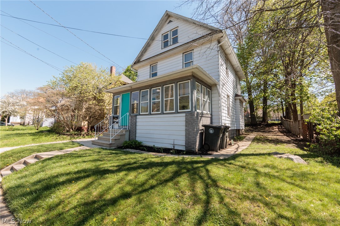325 Para Avenue Akron OH 44305