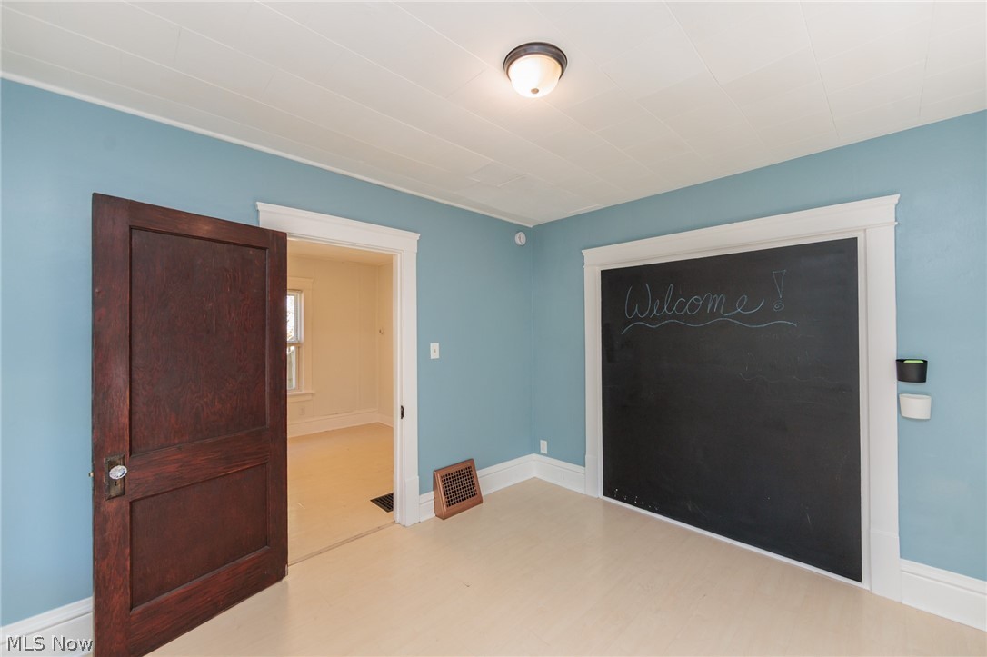 325 Para Avenue Akron OH 44305