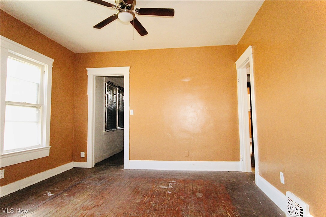 12406 Kinsman Road Cleveland OH 44120