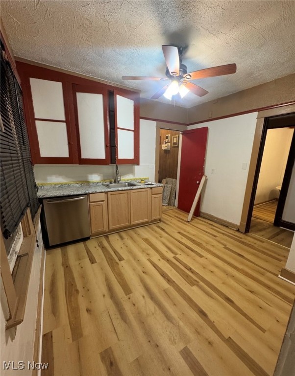 12406 Kinsman Road Cleveland OH 44120