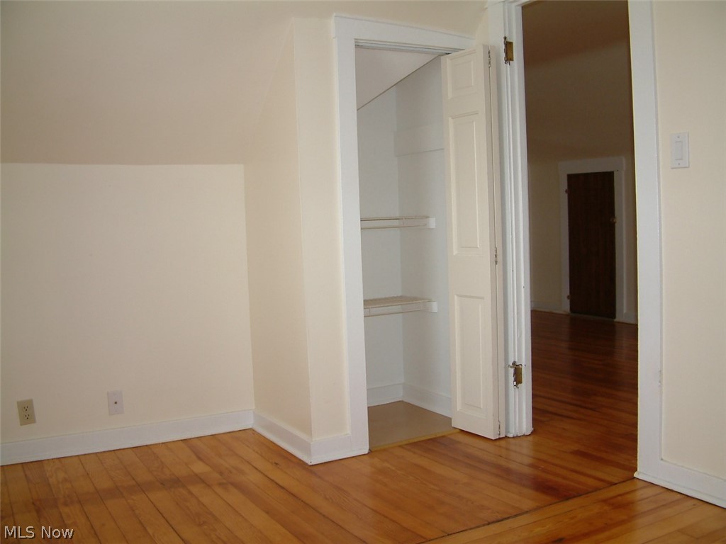 2165 Glenbury Avenue Lakewood OH 44107