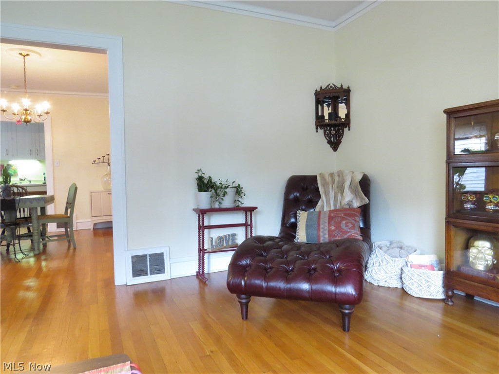 2165 Glenbury Avenue Lakewood OH 44107