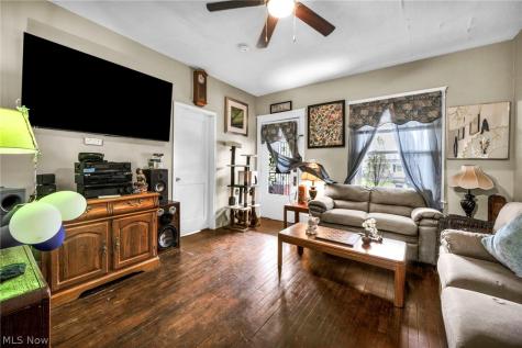 6808 Lansing Avenue Cleveland OH 44105