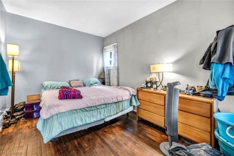 6808 Lansing Avenue Cleveland OH 44105