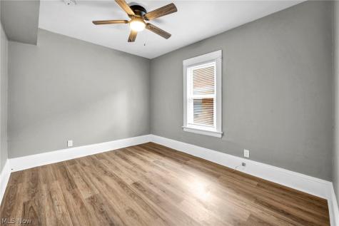 6808 Lansing Avenue Cleveland OH 44105