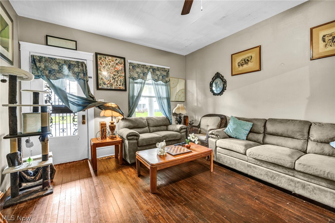 6808 Lansing Avenue Cleveland OH 44105