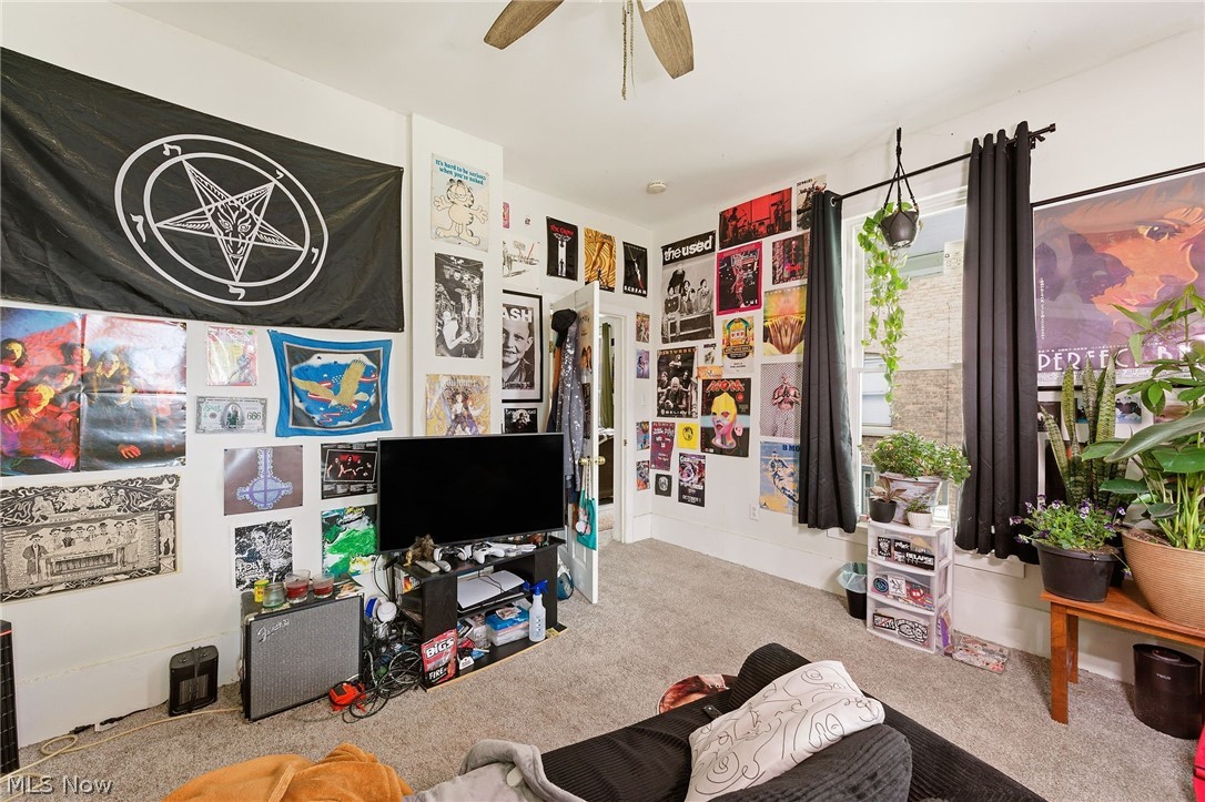 1432 W 110th Street Cleveland OH 44102